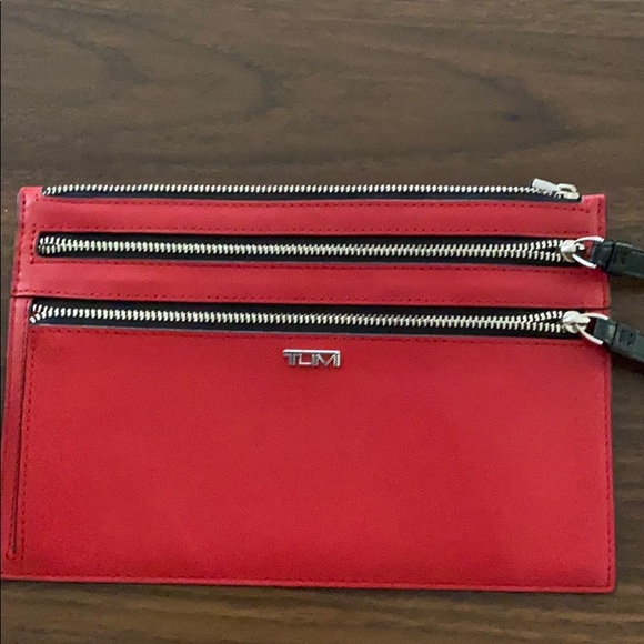 Tumi Handbags - Tumi Thin Wallet